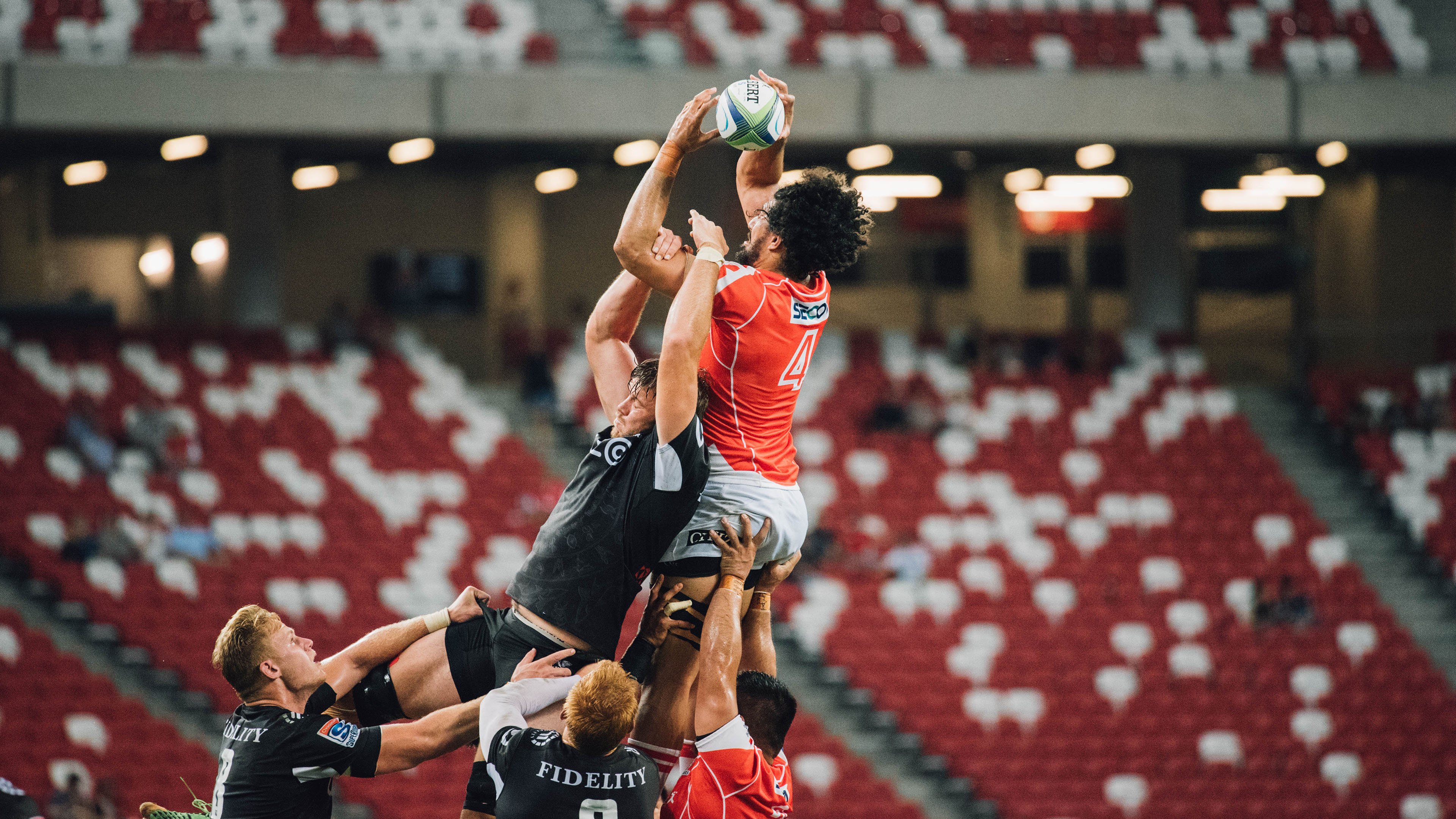 爵士压制雄鹿,小贾伦成为关键先生