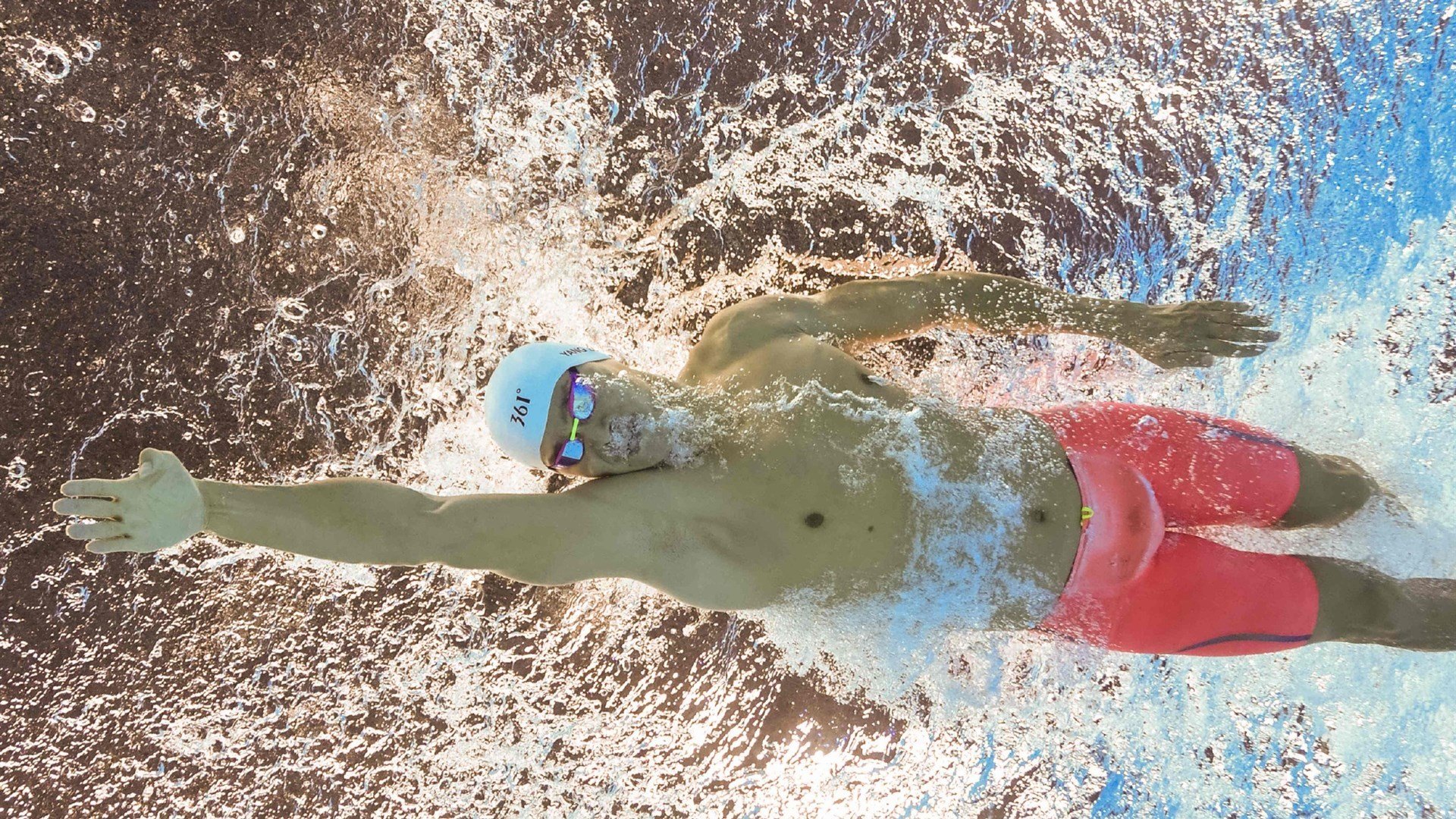 布伦森绝境亮剑,吉林队跨洋翻盘背后的东方篮球哲学