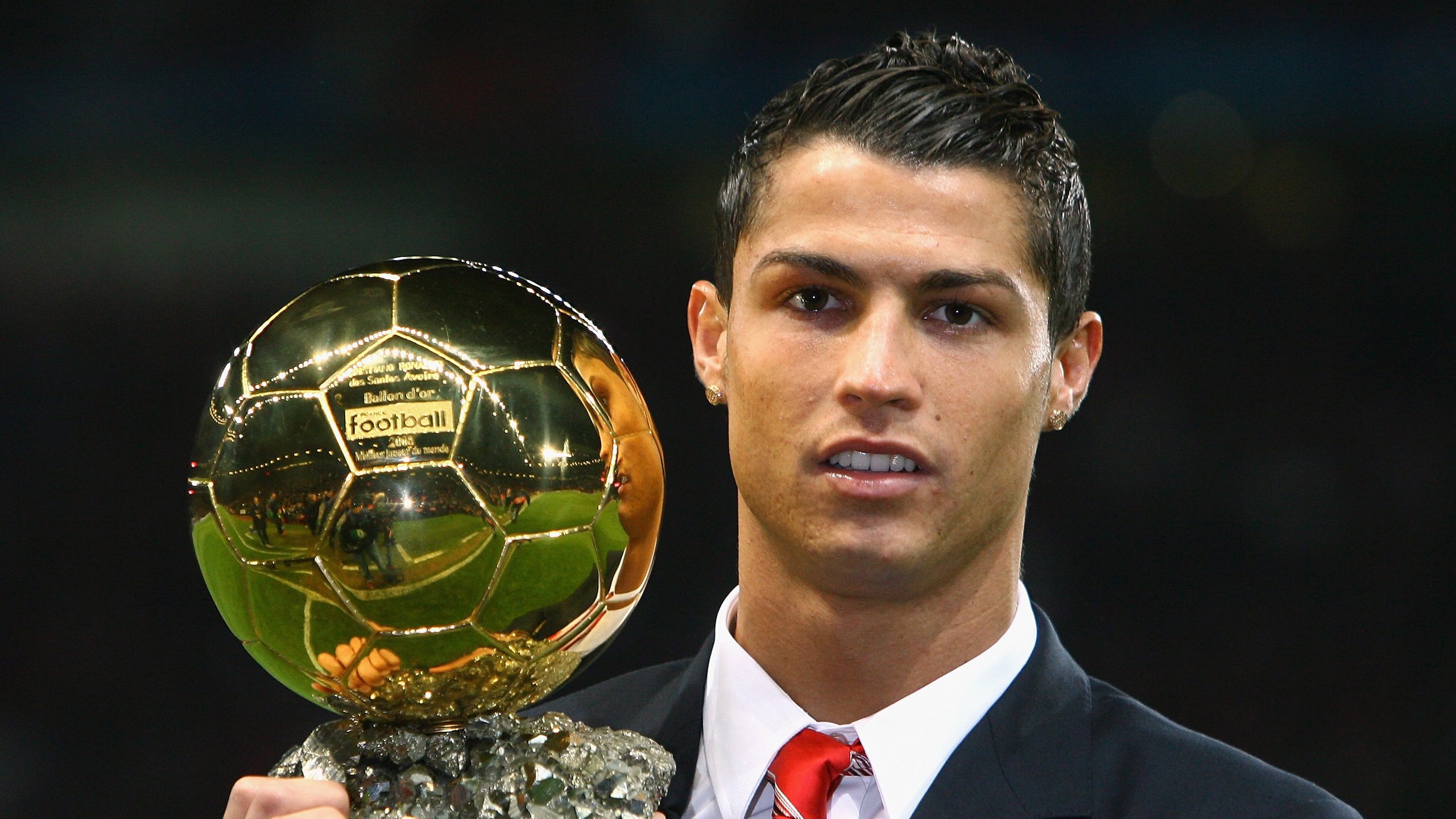 灰熊掀翻快船，小贾伦·杰克逊，从沉默守护者到关键先生的蜕变